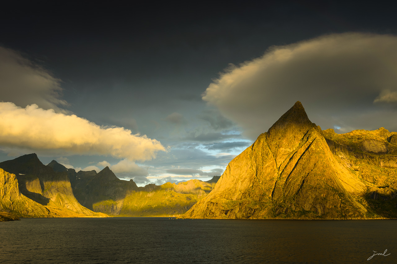 Fjord des iles Lofoten
